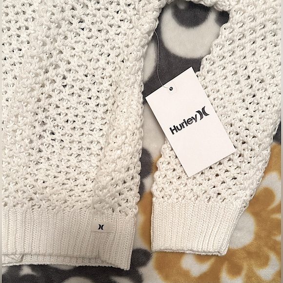 NWT~Hurley Cropped Knit Sweater - Picture 4 of 7